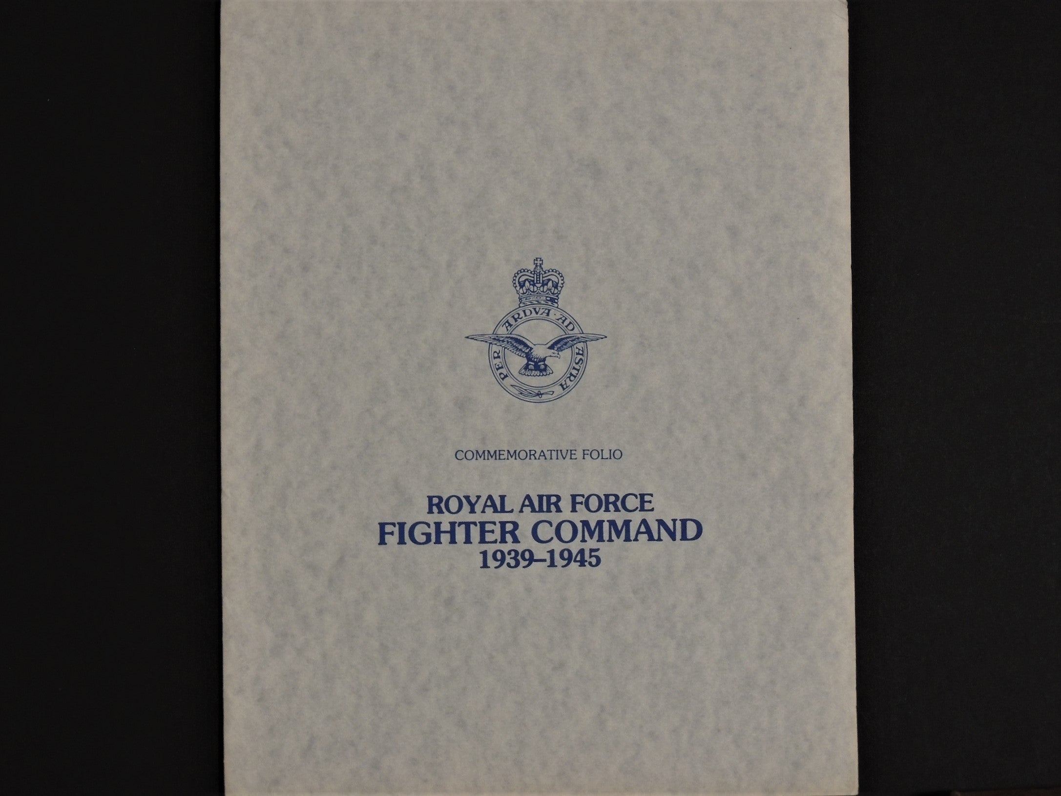 RAF Fighter Command 1939 - 1945 Portfolio with four Robert Taylor prin ...
